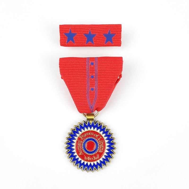 Em medalhas personalizadas, os pinos de lapela personalizados feitos convenientemente!
